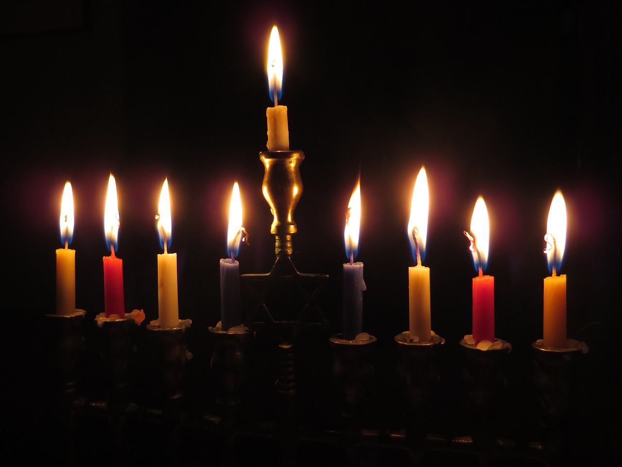 candles-897776_1280.jpg